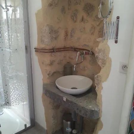 Le Chateau De Roquebere 3*