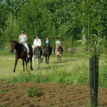 Le Château De Roquebère 3*