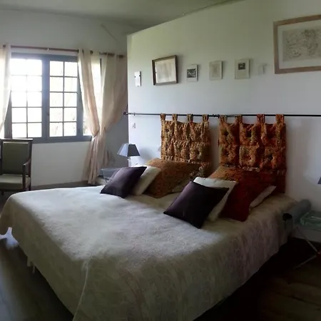Le Chateau De Roquebere