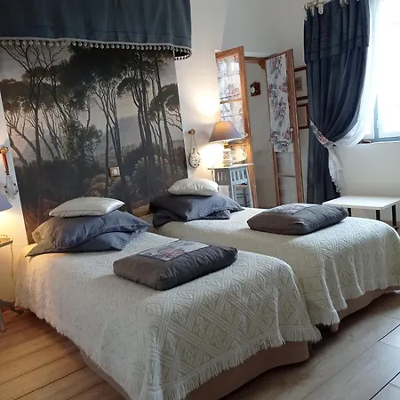 Le Château De Roquebère