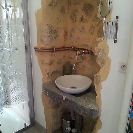 Le Chateau De Roquebere 3* Condom