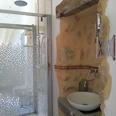 Le Chateau De Roquebere 3*