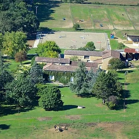 Le Chateau De Roquebere 3*