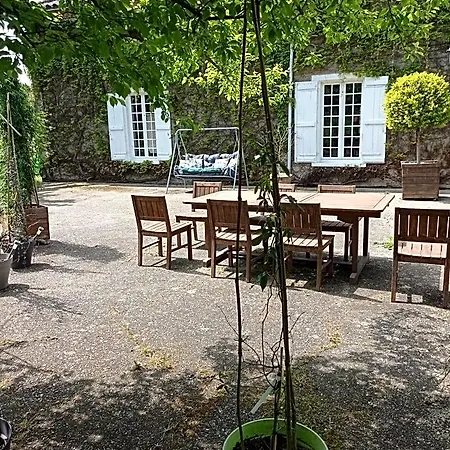 Le Chateau De Roquebere